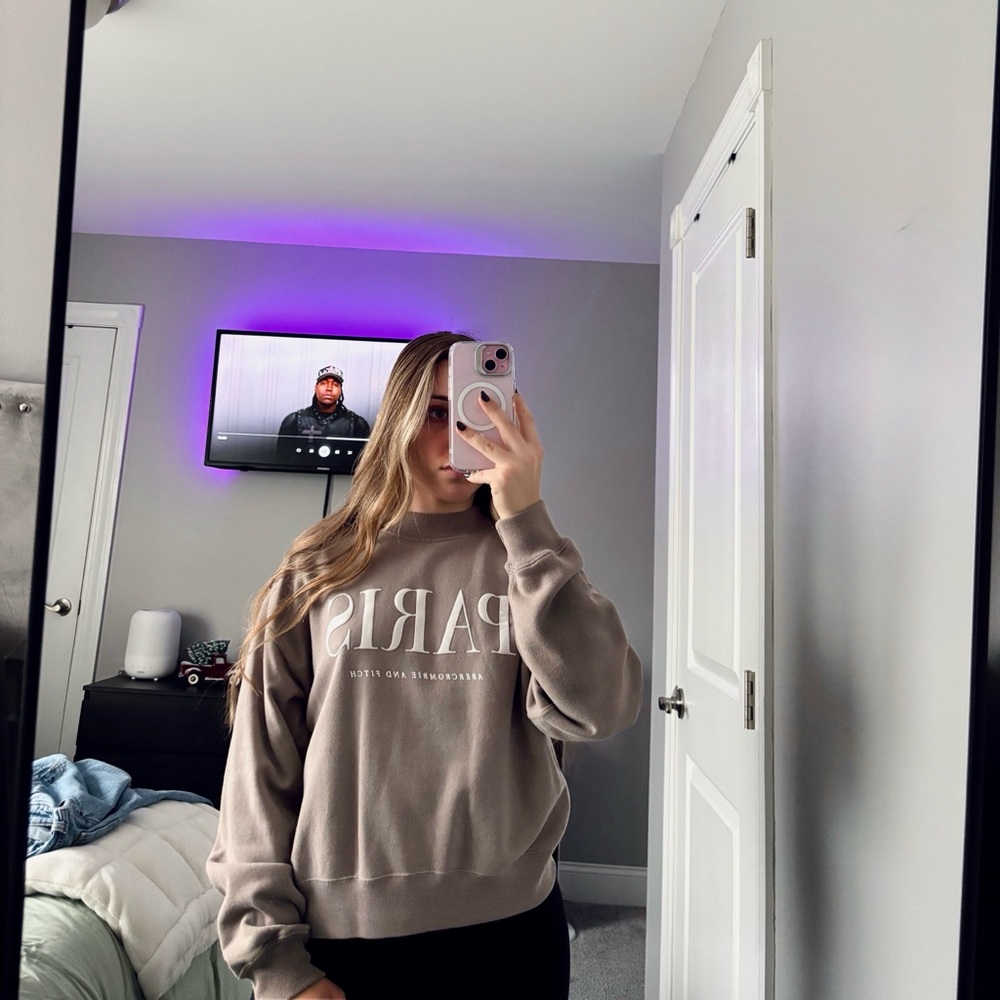 Abercrombie Crewneck